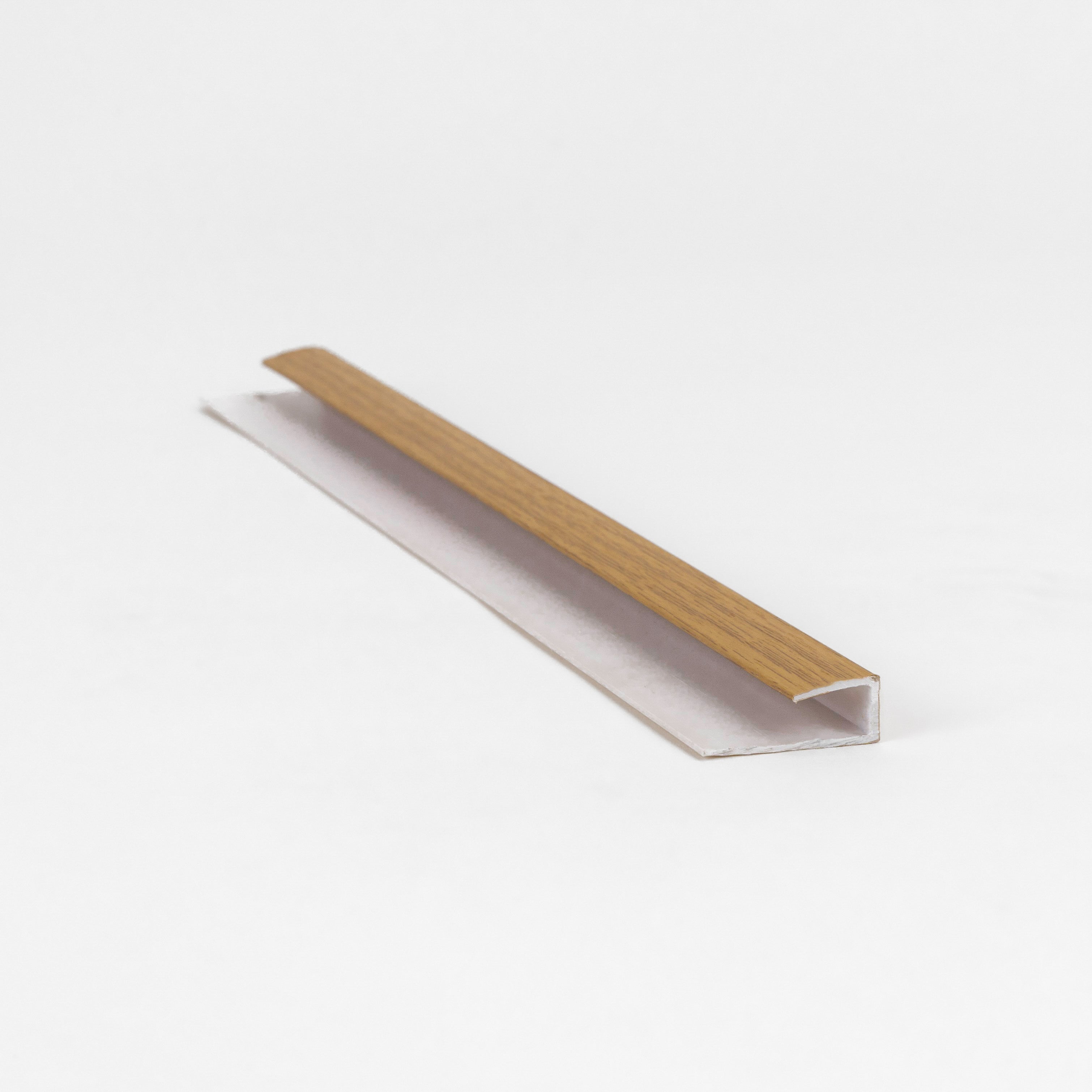 Decolite PVC J-Channel